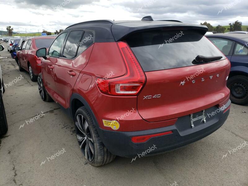 VOLVO XC40 P8 RE 2022 red  electric YV4ED3UR4N2717241 photo #3