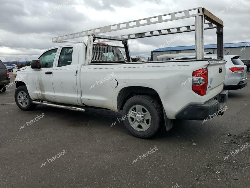 TOYOTA TUNDRA DOU 2018 white  gas 5TFCY5F19JX022591 photo #3