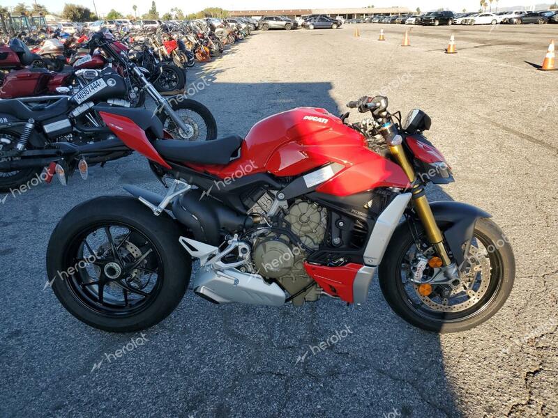 DUCATI STREETFIGH 2022 red  gas ZDMFAKNW9NB008484 photo #1