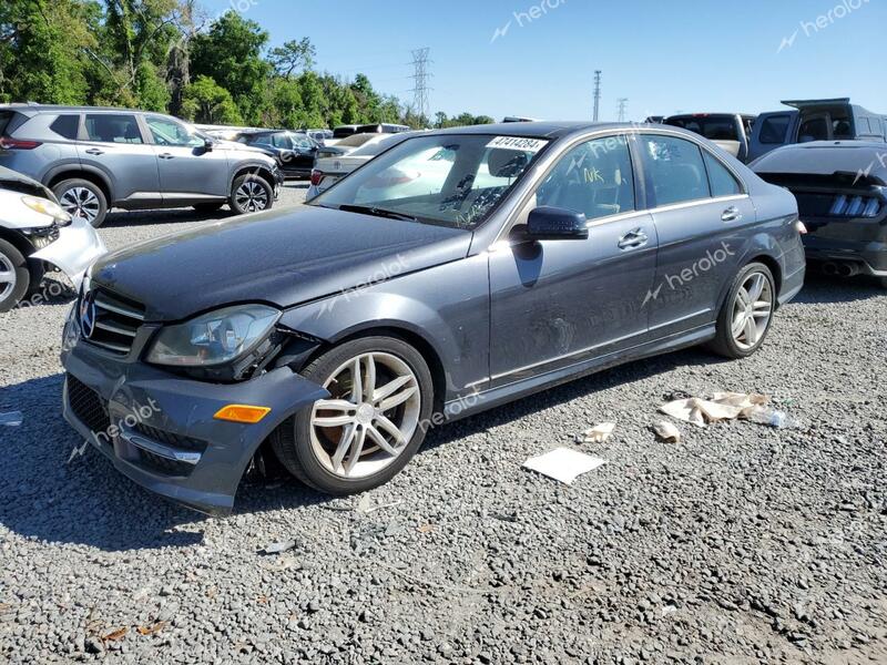 MERCEDES-BENZ C 250 2013 gray sedan 4d gas WDDGF4HB0DR269195 photo #1