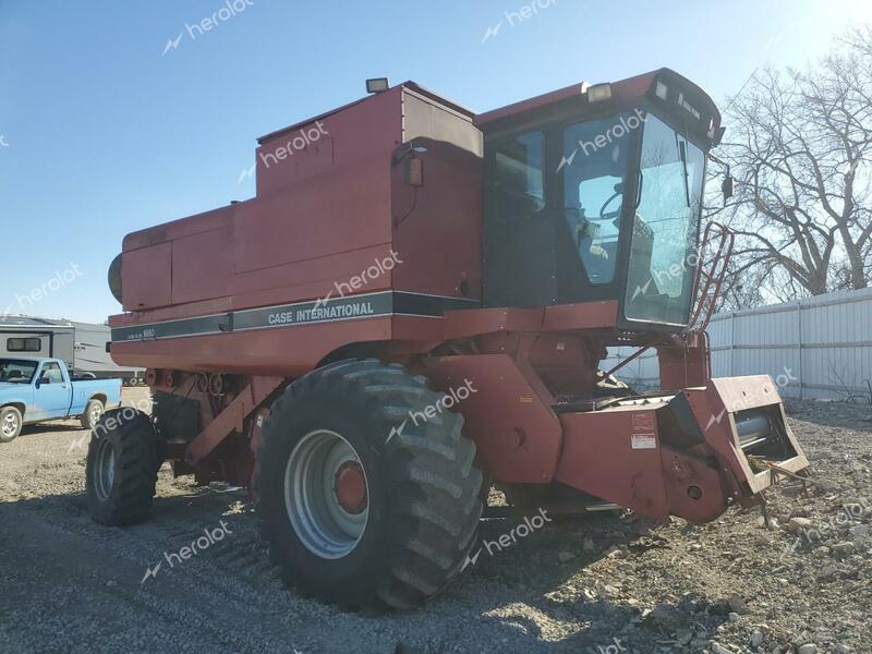 CASE COMBINE 1992 red   NOV1N81686553 photo #1