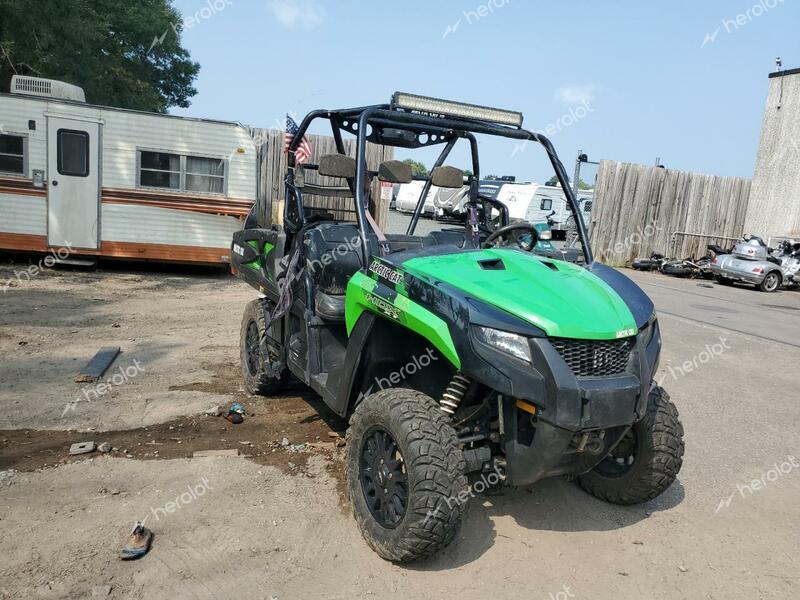 ARCTIC CAT 4WHEELER 2016 green   4BXUC1829VS005101 photo #1