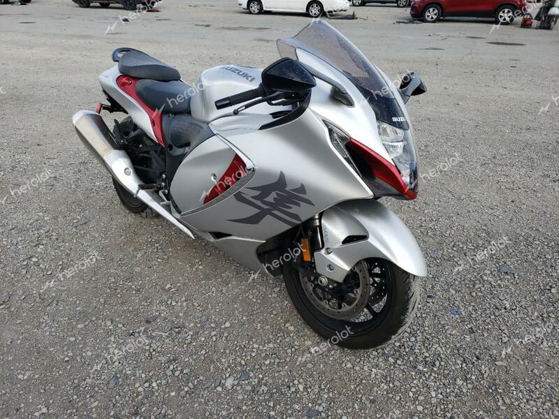 SUZUKI GSX1300 RR 2022 silver  gas JS1EJ11B2N7100747 photo #1