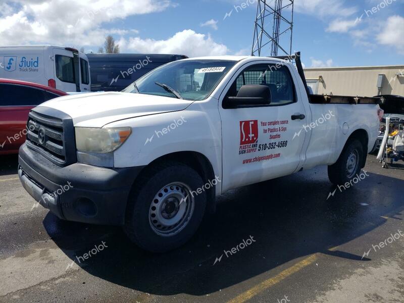 TOYOTA TUNDRA 2011 white  gas 5TFLU5F1XBX024833 photo #1