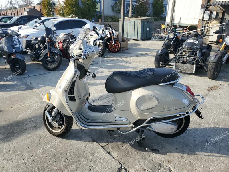 VESPA GTS/SEI GI 2023 tan  gas ZAPMD39M9P5100526 photo #4