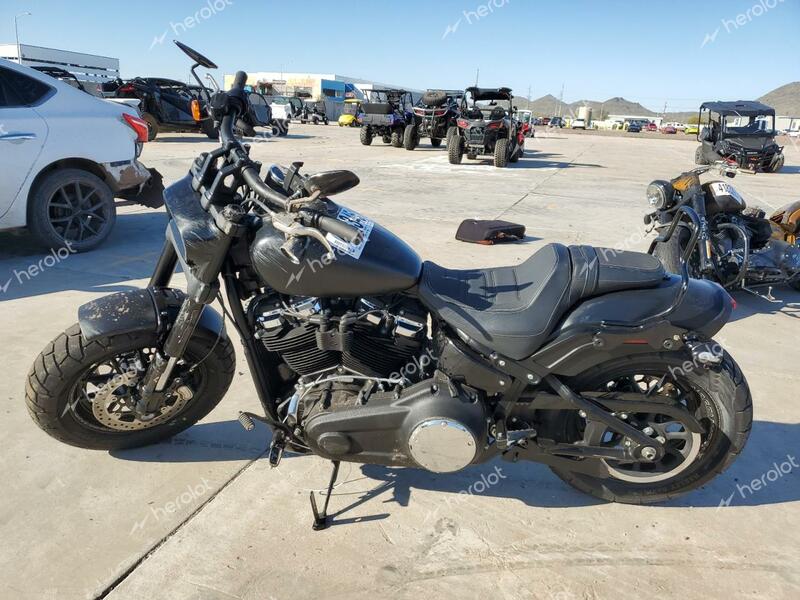 HARLEY-DAVIDSON FXFB FAT B 2018 black  gas 1HD1YKJ13JC034576 photo #4