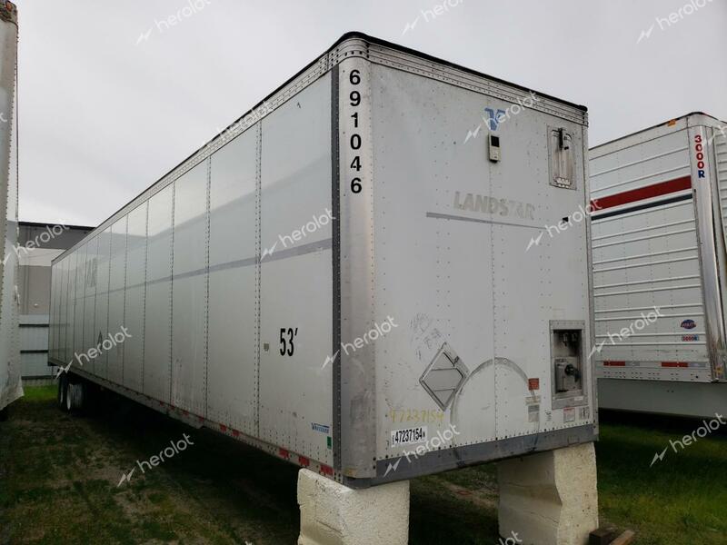 VGAR TRAILER 2013 white   5V8VC5328DM300842 photo #1