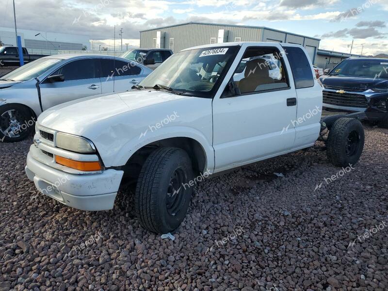 CHEVROLET S TRUCK S1 2001 white  flexible fuel 1GCCS195318153972 photo #1