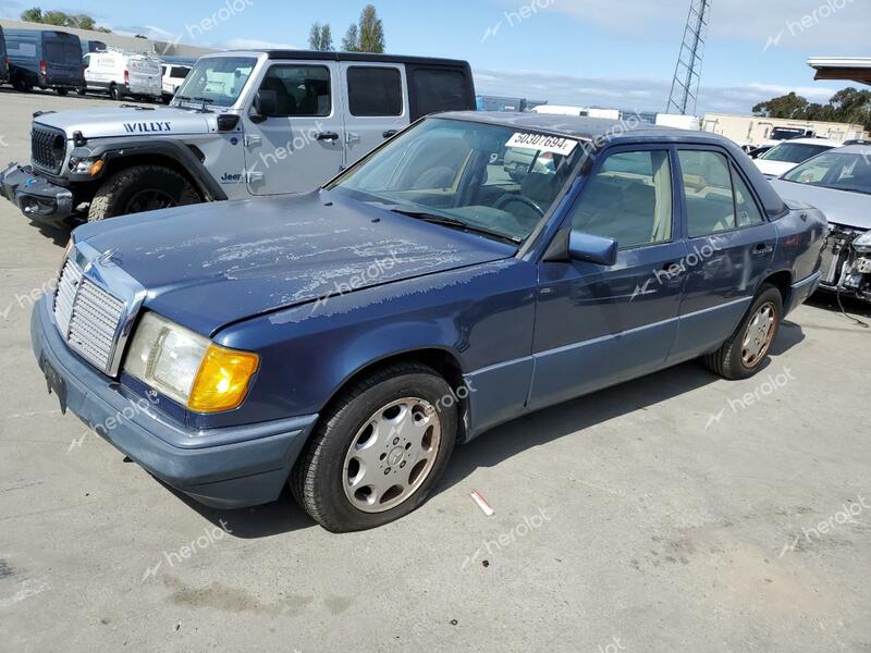 MERCEDES-BENZ 400 E 1992 blue  gas WDBEA34E8NB707755 photo #1