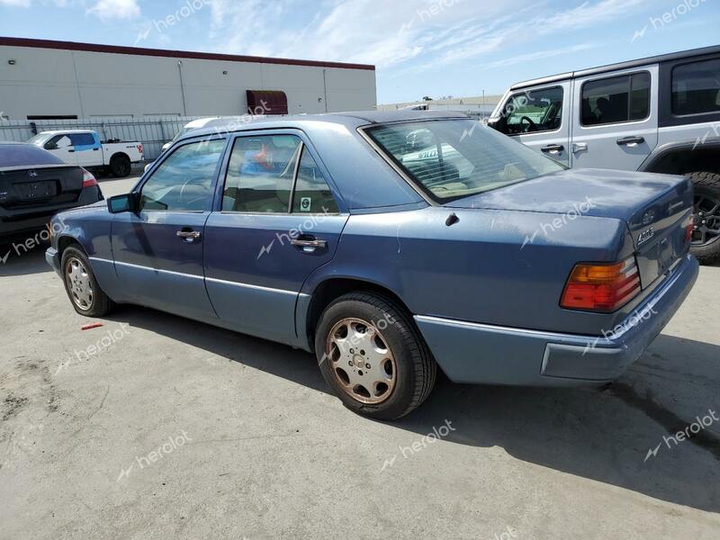 MERCEDES-BENZ 400 E 1992 blue  gas WDBEA34E8NB707755 photo #3