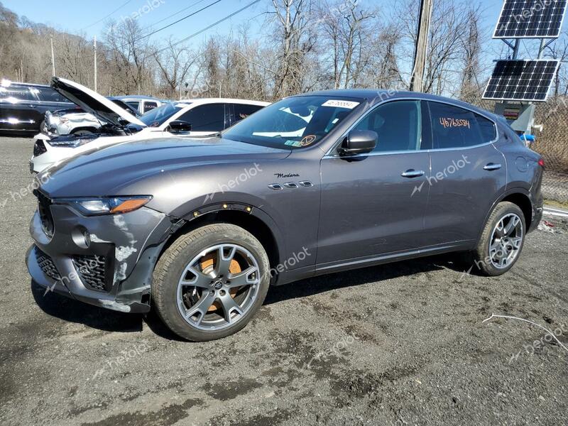 MASERATI LEVANTE MO 2023 gray  gas ZN661YUM0PX418612 photo #1