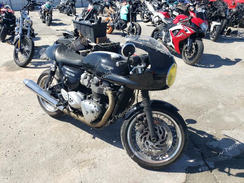 TRIUMPH MOTORCYCLE THRUXTON 1 2017 black  gas SMTD20HF7HT797749 photo #1