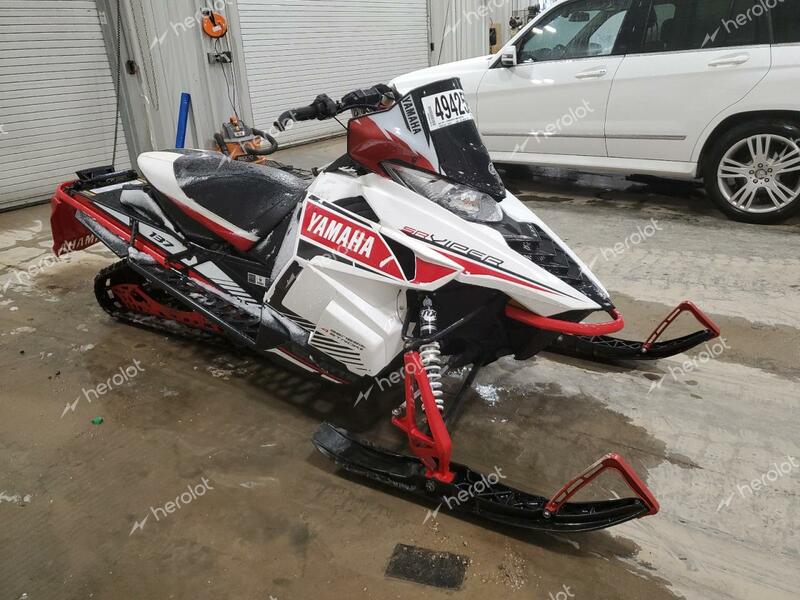 YAMAHA VIPER 2016 black   4UF8KP305GT000286 photo #1