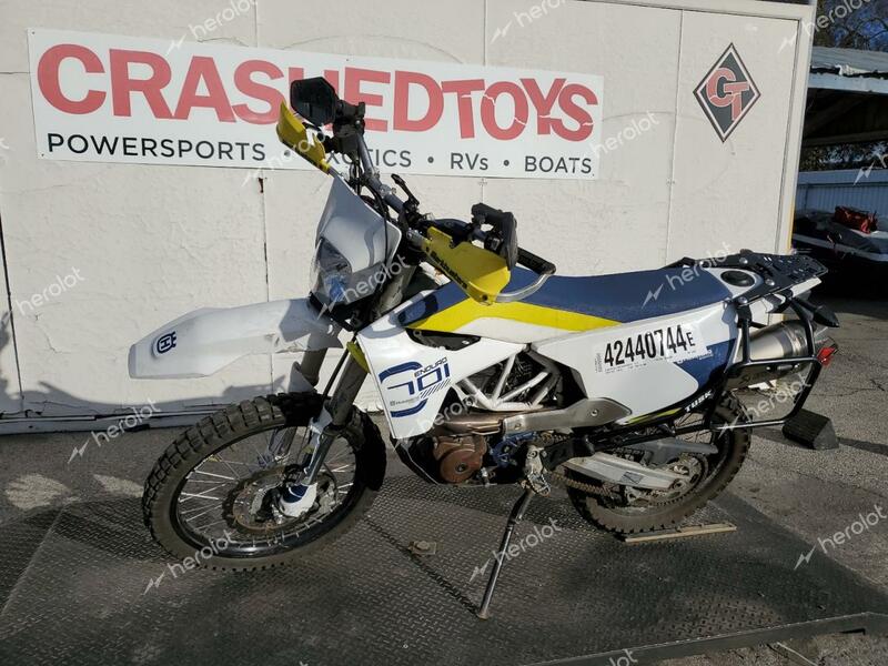 HUSQVARNA 701 ENDURO 2017 two tone  gas VBKUEV402HM705654 photo #3