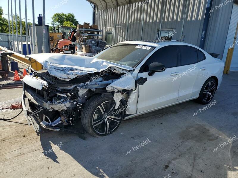 VOLVO S60 T8 REC 2021 white  hybrid engine 7JRBR0FM9MG112271 photo #1