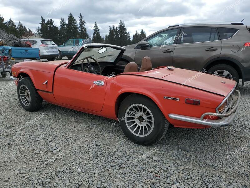 TRIUMPH CAR SPITFIRE 1971 red   FK1320L photo #3