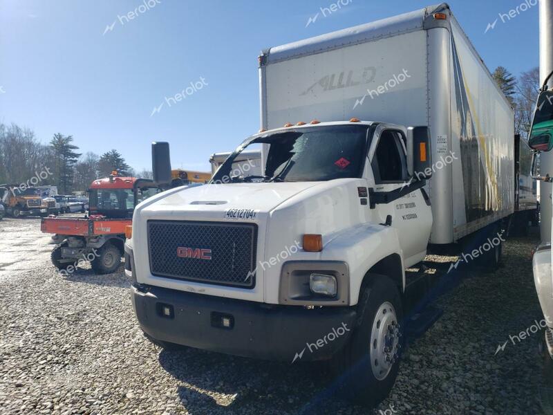 GMC C7500 C7C0 2006 white conventi diesel 1GDK7C1336F420092 photo #1