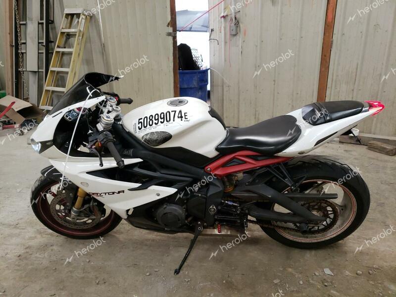 TRIUMPH MOTORCYCLE DAYTONA 67 2013 white racer gas SMTA02YK7DJ586025 photo #4