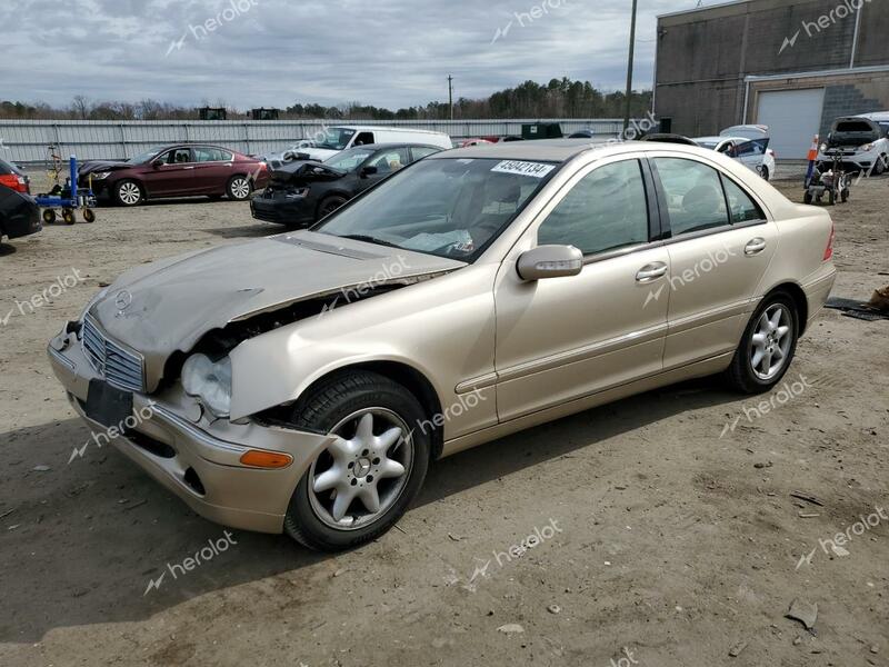 MERCEDES-BENZ C 320 2003 tan  gas WDBRF64J83E010244 photo #1