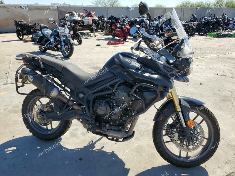 TRIUMPH MOTORCYCLE TIGER 800 2012 gray  gas SMTE05BF3CJ527826 photo #1