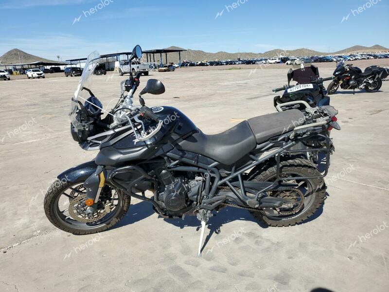 TRIUMPH MOTORCYCLE TIGER 800 2012 gray  gas SMTE05BF3CJ527826 photo #4