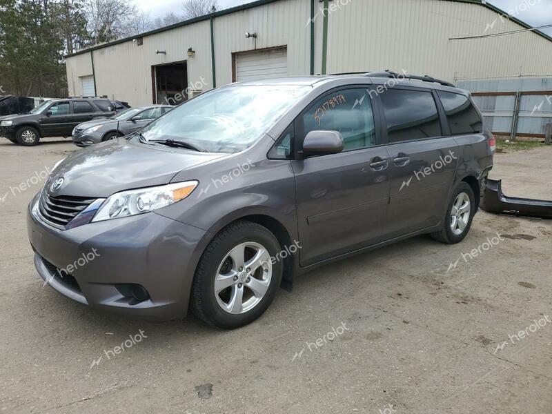 TOYOTA SIENNA 2013 gray  gas 5TDKK3DC4DS392640 photo #1