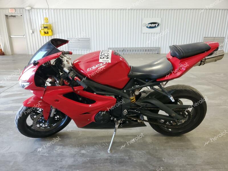 TRIUMPH MOTORCYCLE DAYTONA 67 2012 red  gas SMTD00NS5CT523532 photo #4