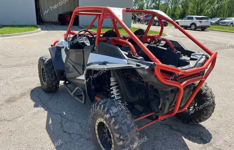 POLARIS RZR XP TUR 2019 white  gas 3NSVDE928KF423827 photo #4