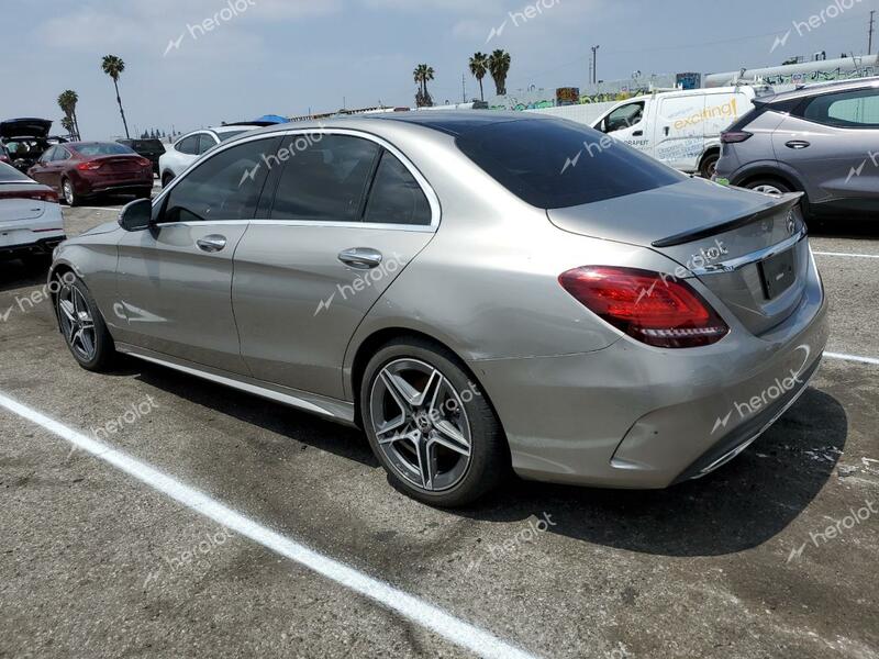 MERCEDES-BENZ C 300 2020 silver  gas 55SWF8DB7LU329558 photo #3