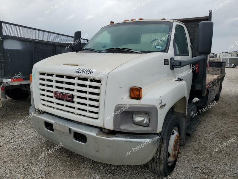 GMC C6500 C6C0 2003 white crew cha diesel 1GDJ6J1C43F503254 photo #3