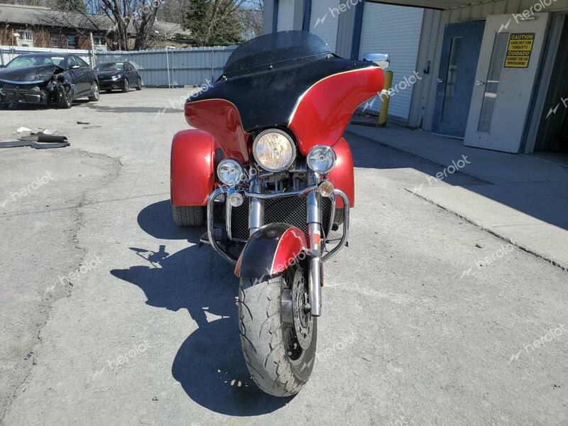 TRIUMPH MOTORCYCLE ROCKET III 2014 red road/str gas SMTC06LR0EJ633191 photo #3