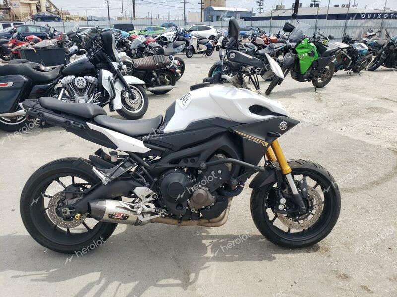 YAMAHA FJ09 2017 white  gas JYARN37EXHA003534 photo #1