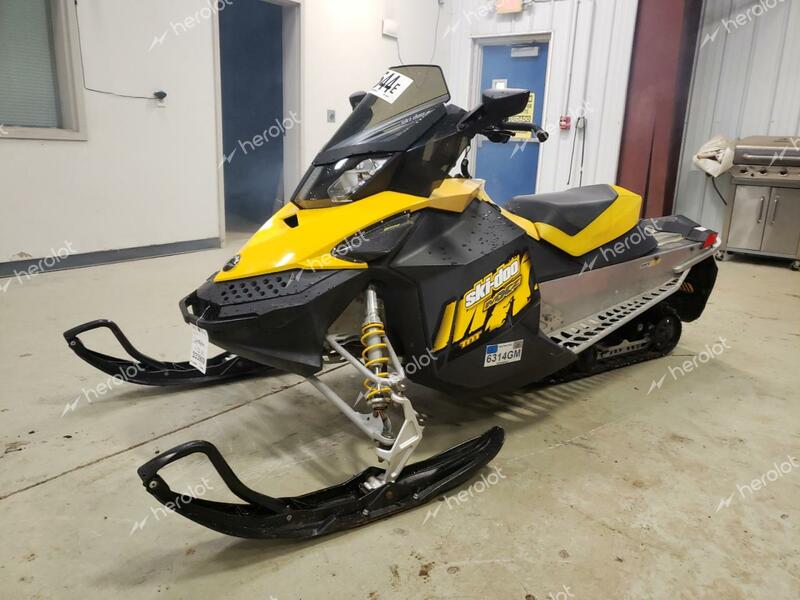 SKI DOO MXZ 500SS 2009 yellow   2BPSMF9BX9V000456 photo #1