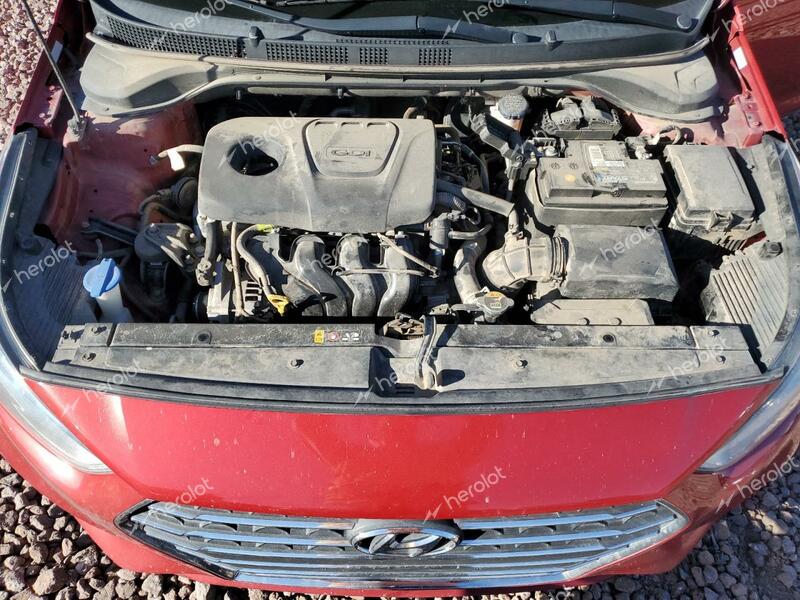 HYUNDAI ACCENT SE 2019 red  gas 3KPC24A35KE059613 photo #4