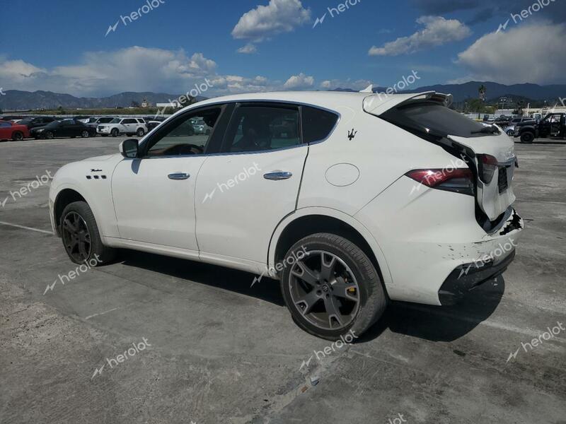 MASERATI LEVANTE MO 2022 white  gas ZN661YUM5NX406744 photo #3