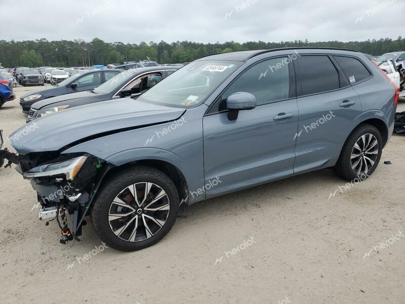 VOLVO XC60 CORE 2023 blue  gas YV4L12RV7P1264595 photo #1