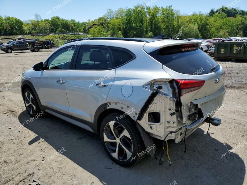 HYUNDAI TUCSON 2018 silver  gas KM8J3CA27JU666016 photo #3