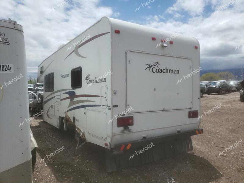 COACH MOTOR HOME 2003 white cutaway gas 1FDXE45S33HB79086 photo #4