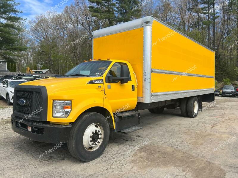 FORD F650 SUPER 2017 yellow conventi gas 1FDNF6AY3HDB01092 photo #3