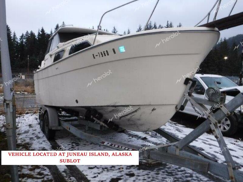 BOAT MARINE/TRL 1981 white   BLBA86ER0281 photo #1