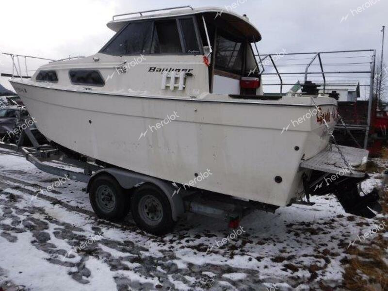 BOAT MARINE/TRL 1981 white   BLBA86ER0281 photo #4