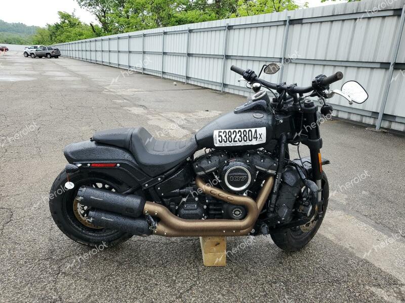 HARLEY-DAVIDSON FXFB FAT B 2018 black  gas 1HD1YKJ13JC025103 photo #1