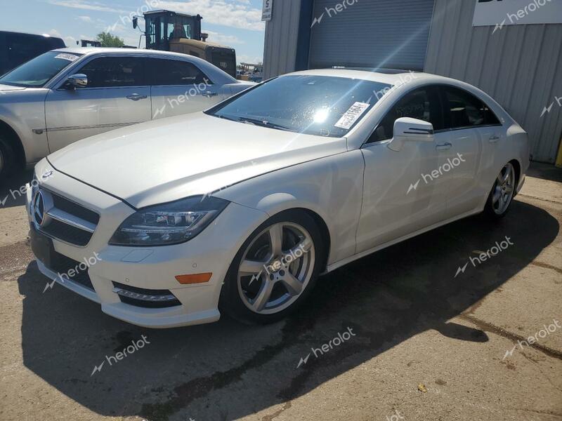 MERCEDES-BENZ CLS 550 4M 2013 white  gas WDDLJ9BB8DA073815 photo #1