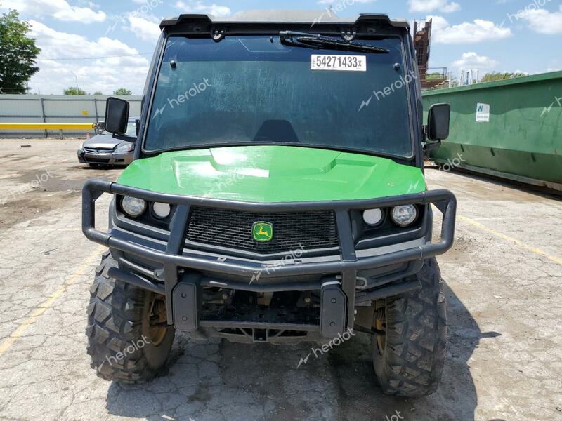 JOHN XUV835R 2019 green   1M0835MDCKM020598 photo #3