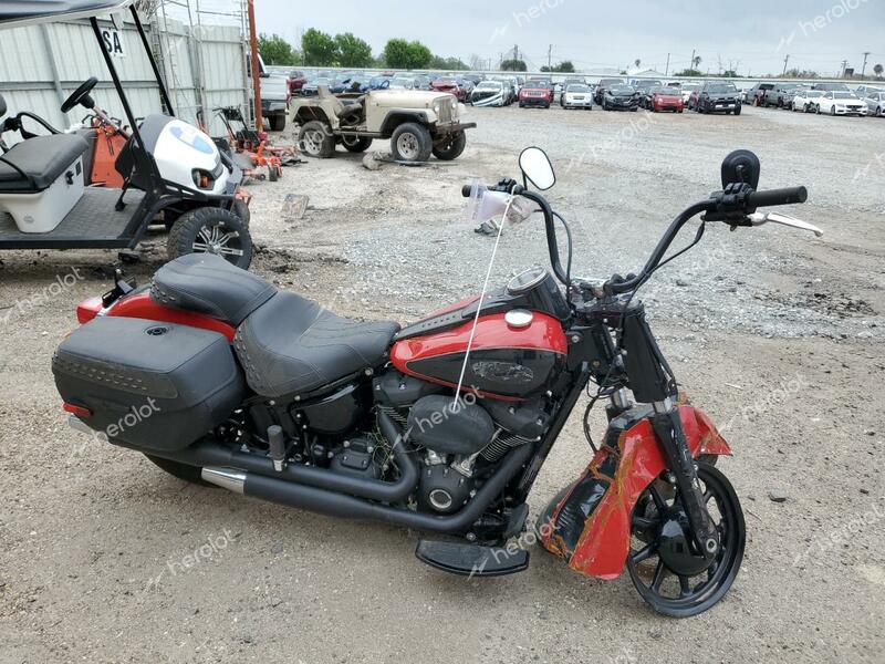 HARLEY-DAVIDSON FLHCS 2022 red  gas 1HD1YBK10NB068310 photo #1