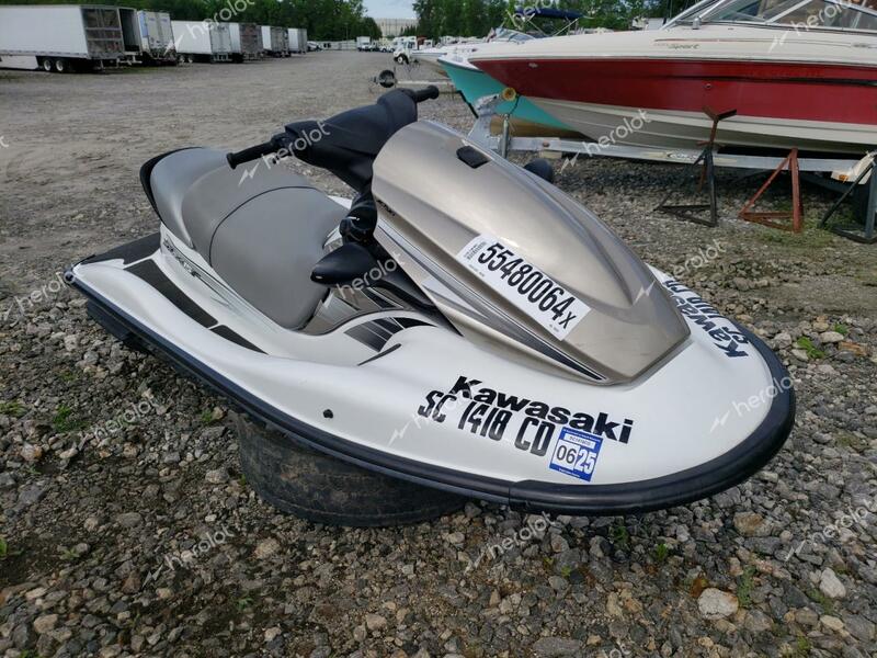 KAWASAKI JET SKI 2010 white   KAW21278A010 photo #1