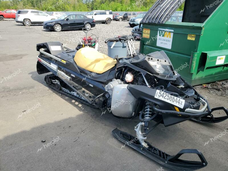 SKI DOO EXPEDITION 2016 black   YH2SSRGB9GR000498 photo #1