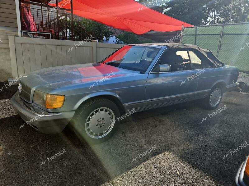 MERCEDES-BENZ 500 SEC 1985 blue coupe gas WDBCA44DXFA166588 photo #3