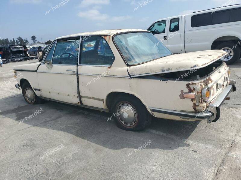 BMW 2002 1973 beige   2576524 photo #3