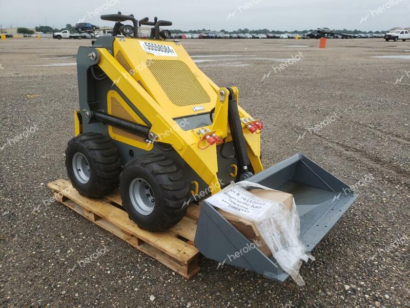 SKI DOO STEER 2024 yellow   3898015 photo #1